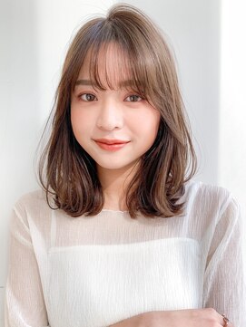 キリ 表参道(kyli) ダークアッシュふんわりカール艶感前髪くびれヘア#128d0303