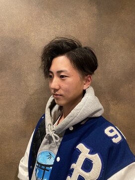 ビップ(V.I.P) 七三掻き上げスタイル