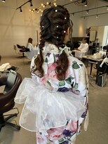 グランデュール 浜松東若林店(GRANDEUR)&nbsp;浴衣ヘアアレンジ編み込みゆるふわヘアセット