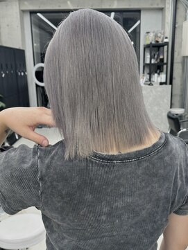 リノート バイ エゴル 名古屋(LINOET by ENGOL) 【LINOET名古屋】齋藤梨乃 グレー