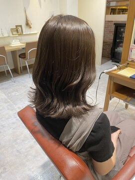 ルシュカイチマルニ(Rasca102) くびれヘア/グレージュ/透明感カラー/暗めカラー