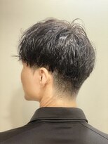 銀座マツナガ 神田店&nbsp;オシャレ癖毛活かしカットツーブロ刈り上げ束間無造作