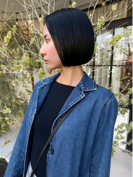 フルール(hair place Fleur) 少し丸みのある切りっぱなしボブ