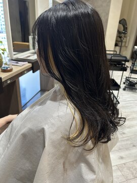 ヘアーアンドビューティーショップ エボルティー(hair&beauty shop EvoLuty) インナーカラー