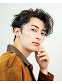 波巻きツイストスパイラルセンターパートサーフカール刈り上げ