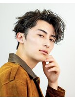 オーシャントーキョーオーバー 渋谷(OCEAN TOKYO OVER) 波巻きツイストスパイラルセンターパートサーフカール刈り上げ