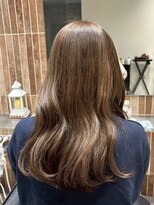 ファルベ(Farbe)&nbsp;黒髪/オリーブグレー/小顔/ココアベージュ