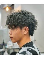 スラッシュ(SLASH)&nbsp;ツイストスパイラル/スパイラルパーマ/波巻きパーマ/姫路