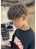 シーイー(C.E)&nbsp;刈り上げマッシュ×縦落ちツイスパ