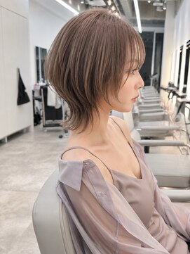 ダブルトーキョー シブヤ(W-TOKYO SHIBUYA) 小顔ショートウルフ×ハイライトウルフ20代30代40代