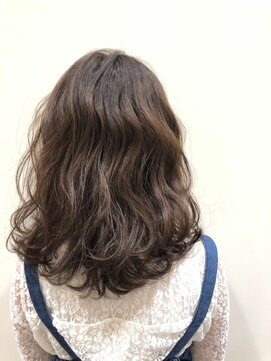 モードケイズ 本厚木(MODE K's) ナチュラルロング エアリーショートグレージュ