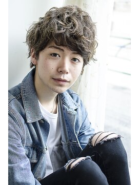 キートスバイガーランド (Kiitos by Garland) [kiitos/吉祥寺]☆セミウェット無造作束感ショート☆