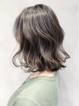 アルバム 銀座(ALBUM GINZA) ミディアムハイライト_ホワイトアッシュエアリーミディ_ba315101