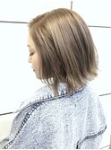 外はねクールショートボブ×外国人風ハイライトフォギーベージュ