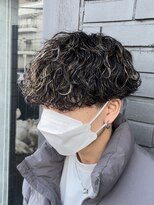 アビー(ABEY)&nbsp;波巻きスパイラルパーマメッシュショートマッシュ