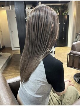 アルカナ 明治神宮前原宿(ARCANA) グレーベージュ レイヤーロング 前髪パーマ アッシュブラック