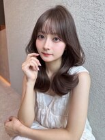 ロンドアリシア 金山(Lond Alexia) 大人可愛い上品ミディアムレイヤー♪