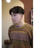 センターパート刈り上げニュアンスパーマコンマバング眉毛カット