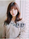 外ハネナチュラルフェミニン