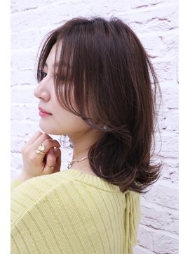 オーロ 西宮店(ORO) ヨシンモリ大人ミディ