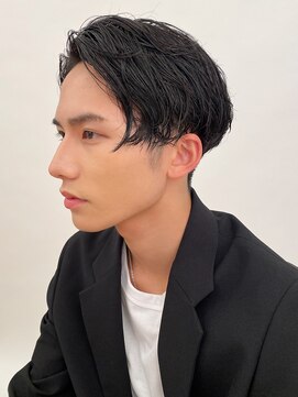 ピークアブー 銀座並木通り(PEEK-A-BOO) 【毛先パーマ】で作る大人の6:4パートコンマヘア