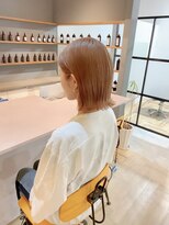 フランチェスカドット(francesca.)&nbsp;大人っぽ耳掛けボブ×ミルクティーベージュ