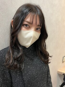 フルール(Fleur) 恵比寿 シースルーバング 小顔前髪カット ハイライト グレージュ