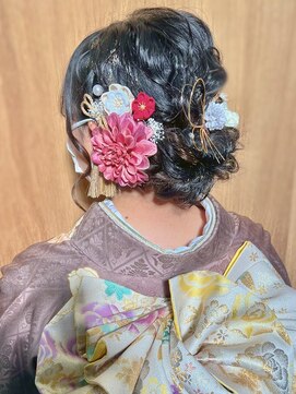 ミテ(MiTe) 成人式当日お支度　振袖着付け　成人式ヘア　メイク　シニヨン