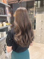 リリー(Lilley)&nbsp;【lilley 稲永麻衣】レイヤーカット+髪質改善+ブリーチ+韓国ヘア