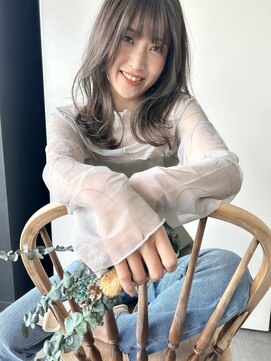 スーリール 荒戸店(Sourire) オリーブグレージュ×レイヤーカット