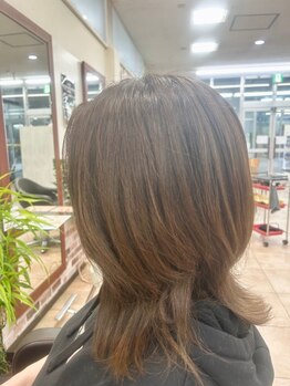 【これからの時期にオススメ】広がりやうねりなどの髪のお悩み解消!!思わず触りたくなる艶やかな仕上がりを