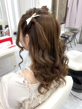 ゴート アミティ(G.O.A.T AMITY) ガーリースタイル/心斎橋/ヘアメ/セットサロン