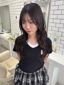 ユイマァル 倉敷(YUIMARL) 黒髪ロング×顔周りレイヤー