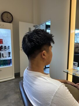 アーチ(ARCH) スッキリとショートスタイル