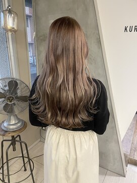 クロ(KURO.) ミルクティーベージュ