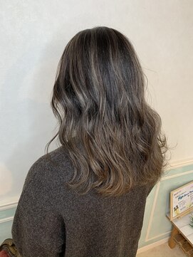 リアン 上尾店(Rien) ボブ/カーキグレージュ/マッシュショート/フェザーバンク[上尾]