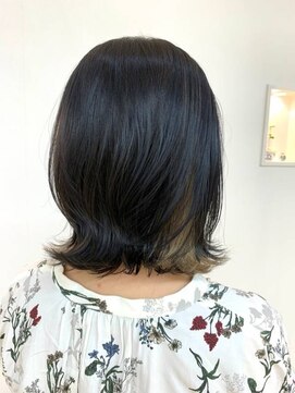 クオリス 上福岡店(QUALIS) 20代30代40代/インナーカラー/くびれ/小顔/外ハネ/レイヤー