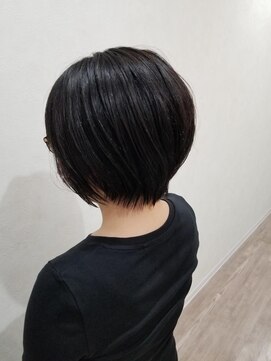 ネリネ 北千住駅東口学園通り前(Nerine) 人気のショートボブスタイル