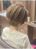 20代30代大人可愛い小顔ショートボブ前下がりショートハイライト