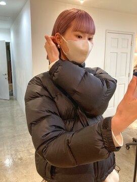 ヘアーブレイス(hair brace) 重めパッツン前髪とピンクベージュ【菅野竜矢】