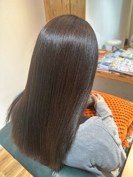 ハロー(Hollow) 【まとまる艶髪/白髪ぼかし/脱白髪染め】石橋/池田/箕面