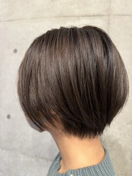 タエビスアリッサム(Taebis Alyssum) 大人ショート/美人シルエットショート/20代30代40代ショート