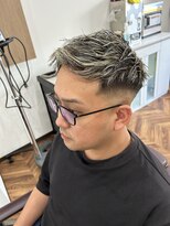 ヒカリ バイ イサミ 西川口(Hikari by ISAMI)&nbsp;韓国マッシュスペインカールスパイキーショート〈理容室〉西川口