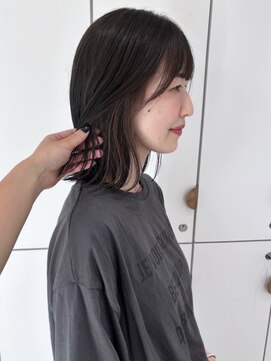 リィベ(Liibe) 20代30代40代/ロブ/レイヤーカット/ナチュラルハイライト