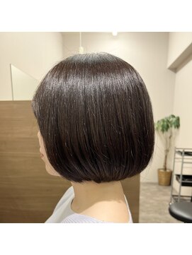 ワンコンセプト(ONE CONCEPT) 【ONE CONCEPT】大人女性のための平行ラインボブ