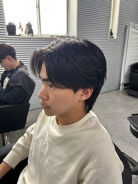 ガオプロデュースバイレボ(gao produced by revo) センターパート/ニュアンスパーマ/毛流れヘア/フェザーパーマ