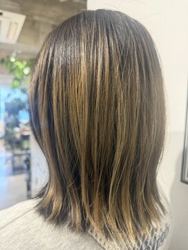 ギルド 東久留米店(GUILD) 大人っぽさを引き出す細めハイライト