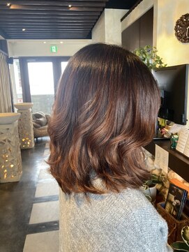 アンツ サザンリゾート 茅ヶ崎店(ANT'S Southern Resort) ミディアムレイヤー　顔まわりカット　レイヤーロブ　クラゲヘア