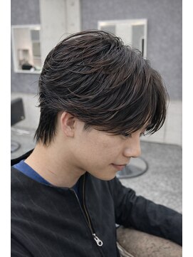 グロップ 町田(GLOP) センターパートをより輝かせる王道フェザーパーマ