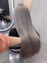 ブランシスヘアー(Bulansis Hair)&nbsp;シルバーロングスタイル